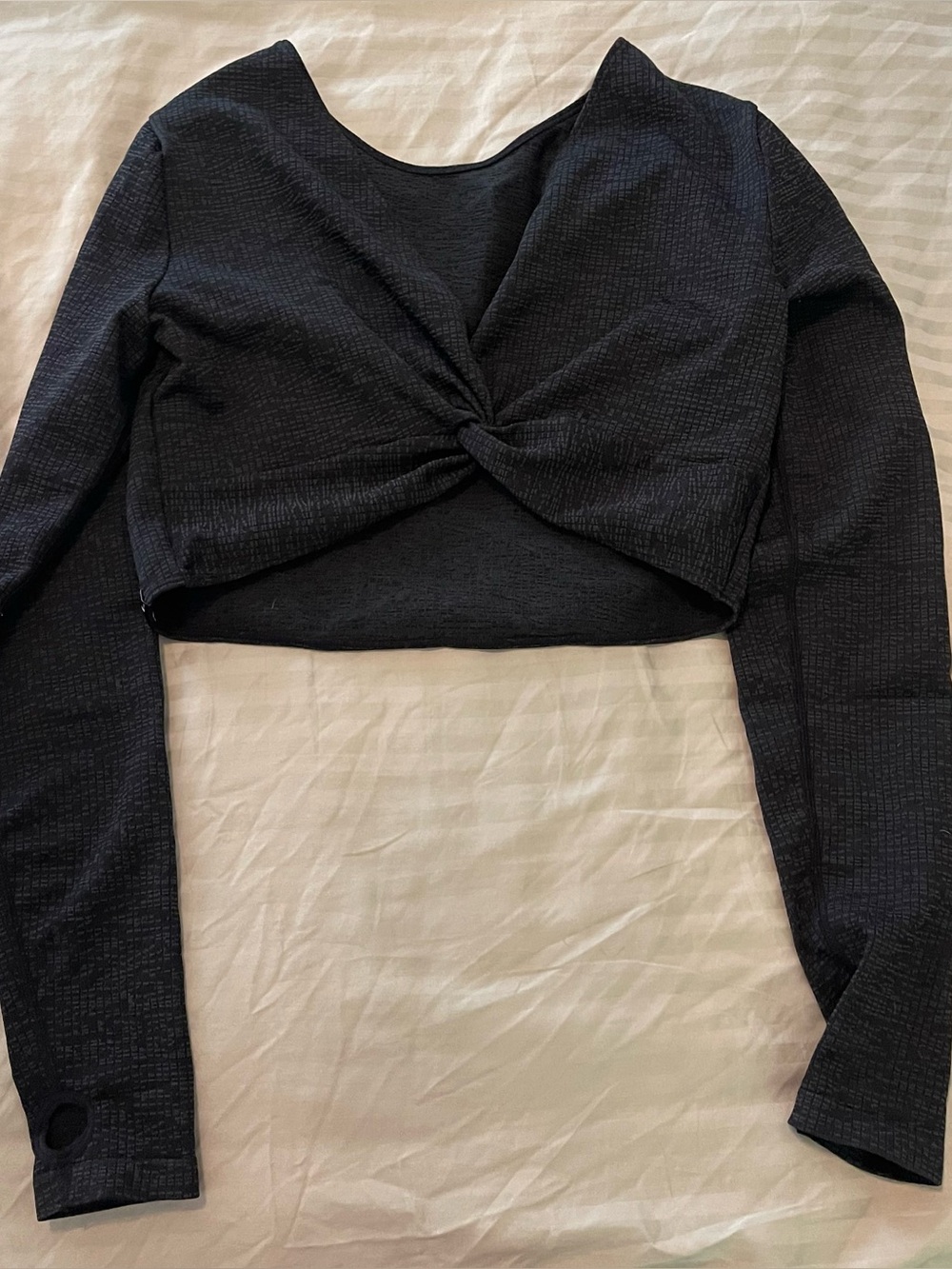 JoyLab Dark Grey/Black Front-Twist Crop Top